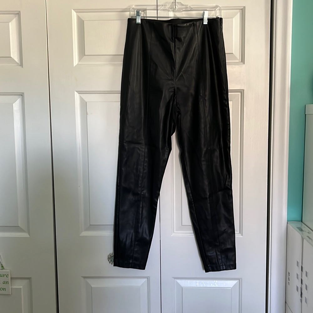 Ann Taylor leather pants. Size large.